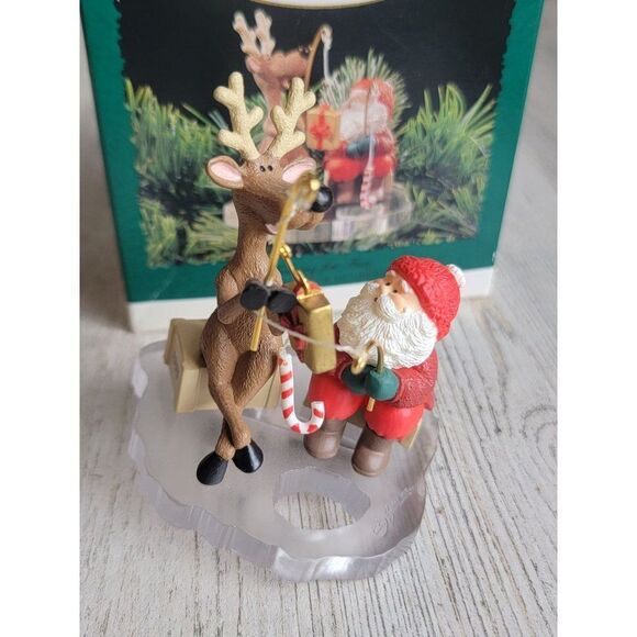 Hallmark 1995 fishing for fun ornament Xmas clip-on - Picture 1 of 8